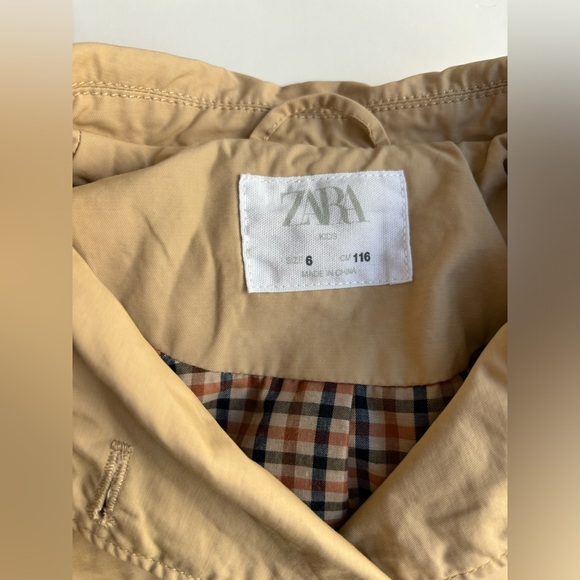 Girls’ Zara Trenchcoat - Picture 4 of 5